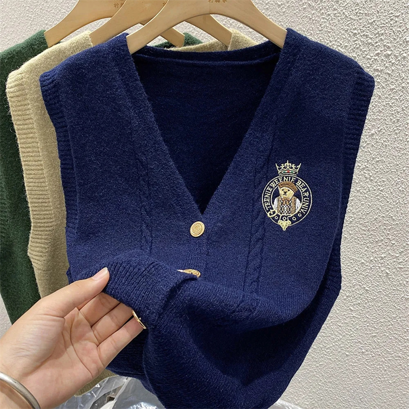 女性の刺繍入りベアベスト,ルーズ,シングルブレスト,Vネック - Sewing Vest のレビューと価格